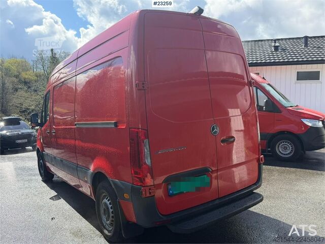 Stationwagen met hoog dak Mercedes-Benz Sprinter 4x2 electric van