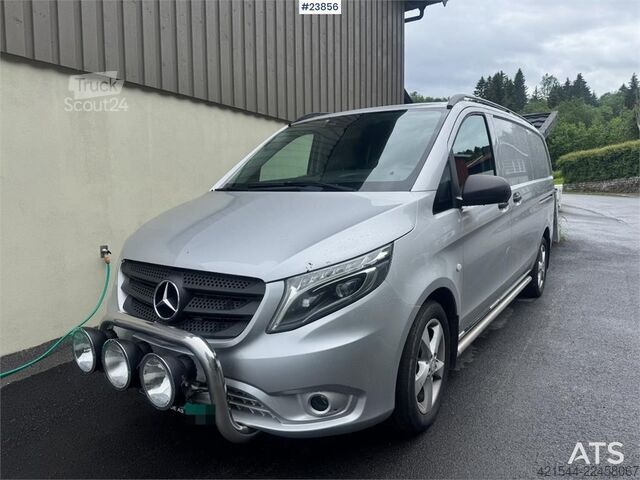 Stationwagen met hoog dak Mercedes-Benz Vito 119 4x4 Van – Two Sets of Tires