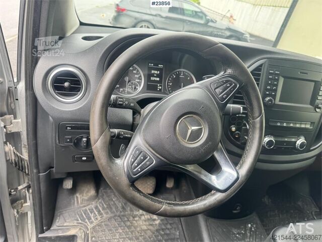Augsta jumta universālis Mercedes-Benz Vito 119 4x4 Van – Two Sets of Tires