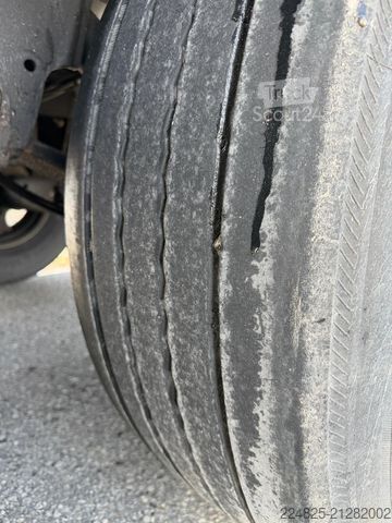 Hűtő félpótkocsi SCHMITZ CARGOBULL SKO 24/L 13.4 FP60 COOL*2012*1HAND*TÜV*LIFTACHSE