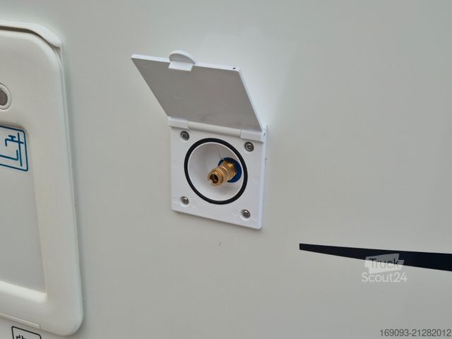 Polintegriran avtodom CHAUSSON 797 Sweet Line*MJ26*Xenon*Lithium*Arctic*Hubbett