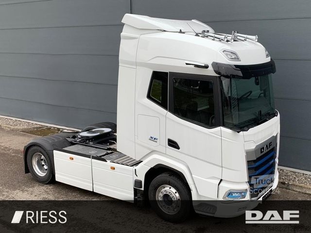 Standardni vlačilec DAF XF 350 FT Electric AUT z DynLicht LED LM