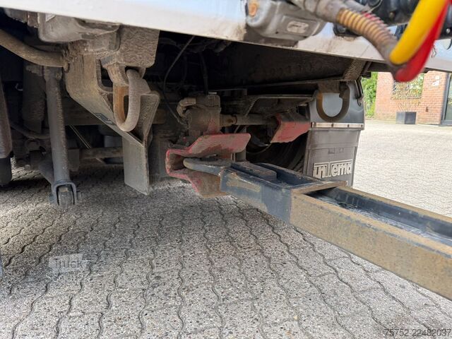 Resväska DAF XF 530 Full Air Side Doors Combi AS-3 Liftas/St...