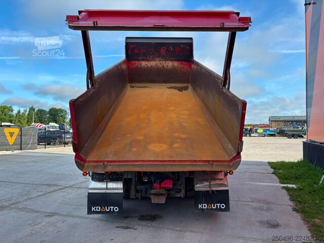  Scania R580 8x4  RETARDER / HYDRAULIC TAILGATE / TIPPE...