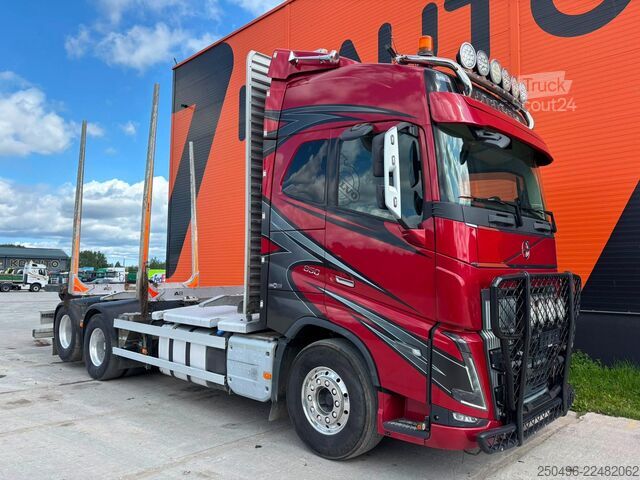  Volvo FH16 650 TANDEM AXLE LIFT / PTO
