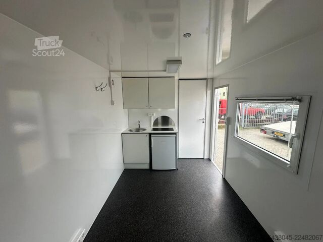  Easywagon Woonunit EW570 1K2P Jong Gebruikt model. Ziet e...