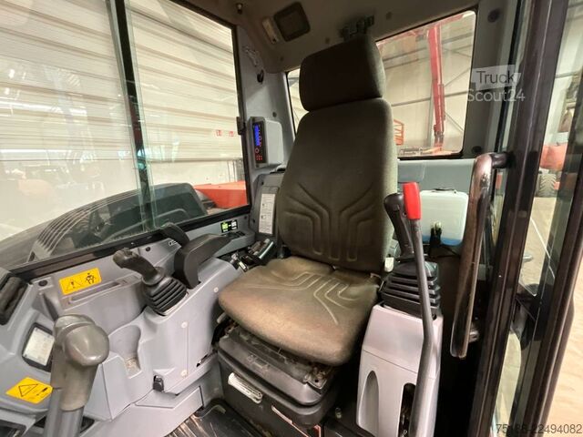 Midi ekskavatorius Kubota KX 080-4