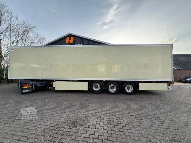 Pārvadājumi saldētavā/saldētavā Krone Carrier Vector 1850MT Multi temp Alcoa Liftas