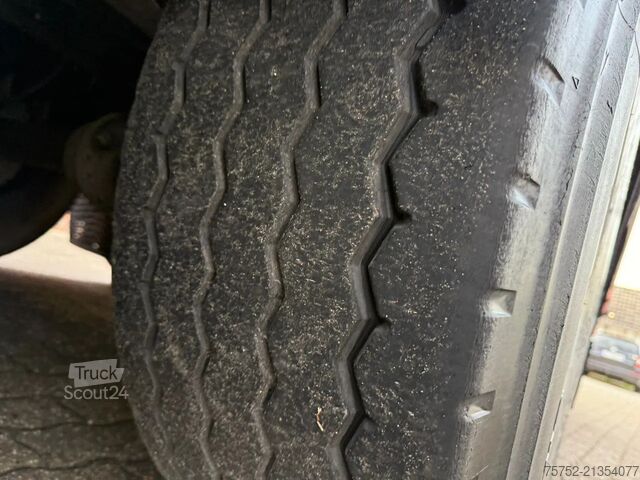 Pārvadājumi saldētavā/saldētavā Krone Carrier Vector 1850MT Multi temp Alcoa Liftas