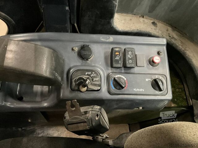 Chargeuse Kubota R 065