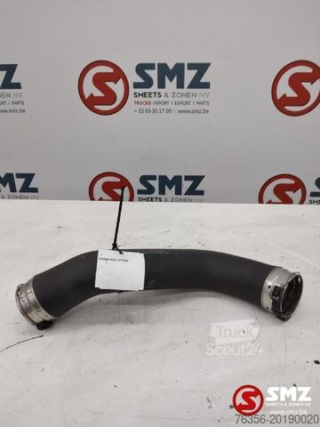 Hladilni sistem Mercedes Occ koelvloeistofslang Mercedes Actros MP4 A960501