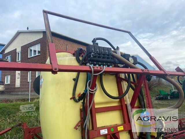 Opryskiwacz do pestycydów Hardi MEGA 1000 LTR.