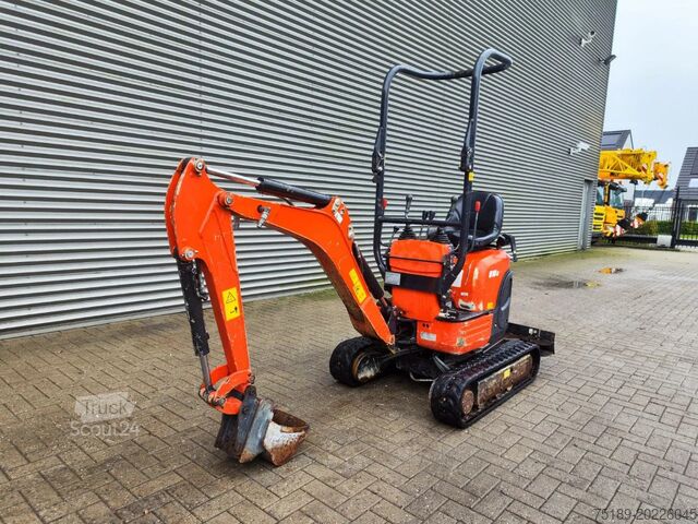 Mini excavator Kubota U10-3