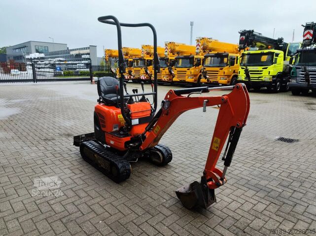 Mini excavator Kubota U10-3