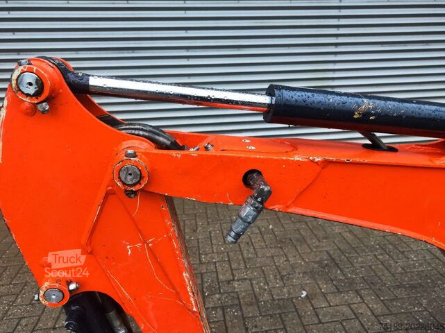 Mini excavator Kubota U10-3
