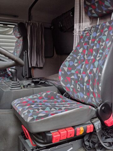 Chassis com cabina Mercedes-Benz SK 2538 V8 6x2 12.000 KM!