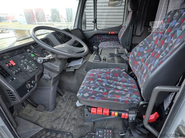 Chassis com cabina Mercedes-Benz SK 2538 V8 6x2 12.000 KM!