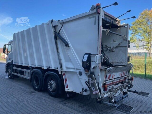 Autospecială de gunoi Mercedes-Benz 2533 Antos 6x2 Faun Vario 524