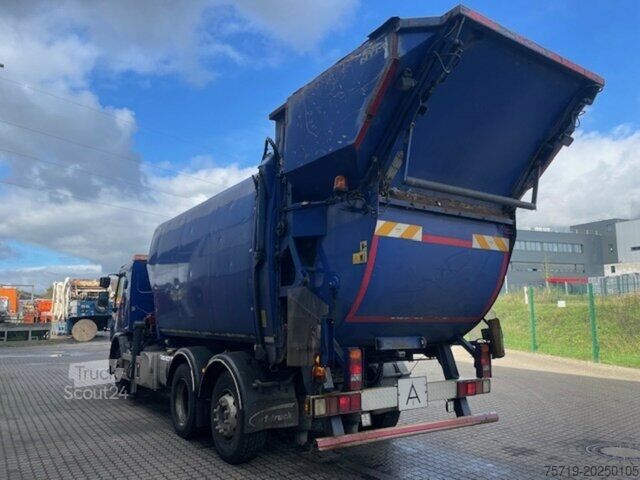 Skraldevogn Volvo FE 340 6x2 mit Palfinger Kran