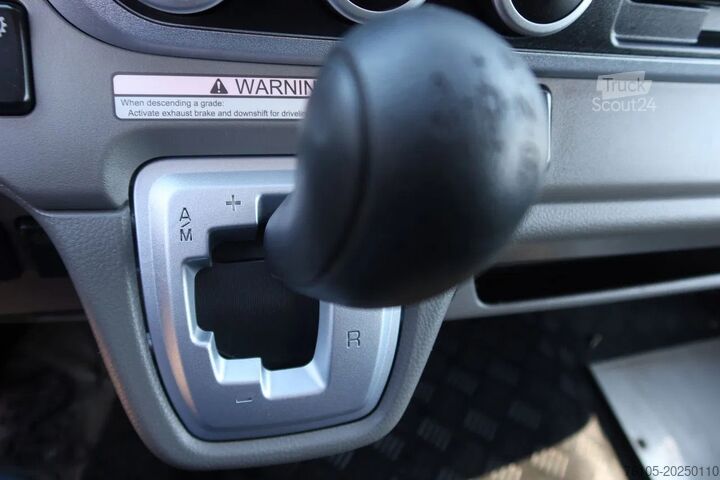 Soğutmalı/dondurulmuş taşıma FUSO Canter Thermoking T 600R Koel/Vries + Laadklep