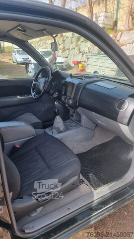 Pick-up van Ford Ranger Doka