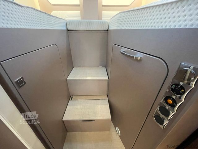 Half-integraal camper BÜRSTNER Lyseo 690 G Freistaat |  + TV | Solar