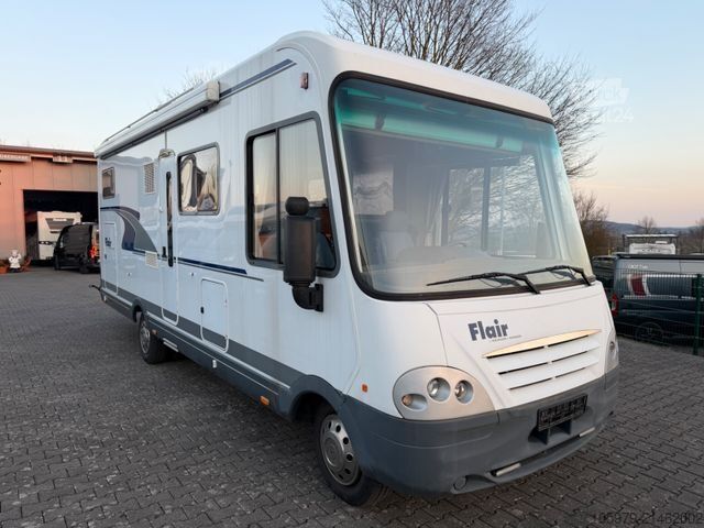 Integriertes Wohnmobil NIESMANN+BISCHOFF Flair 7100