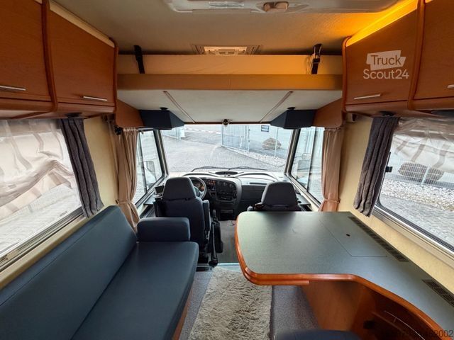 Integriertes Wohnmobil NIESMANN+BISCHOFF Flair 7100