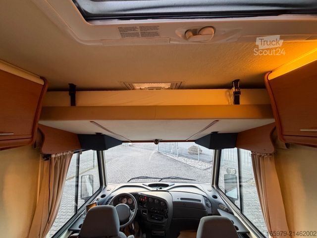 Integriertes Wohnmobil NIESMANN+BISCHOFF Flair 7100