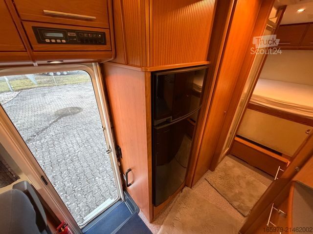 Integriertes Wohnmobil NIESMANN+BISCHOFF Flair 7100