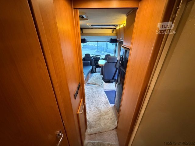 Integriertes Wohnmobil NIESMANN+BISCHOFF Flair 7100