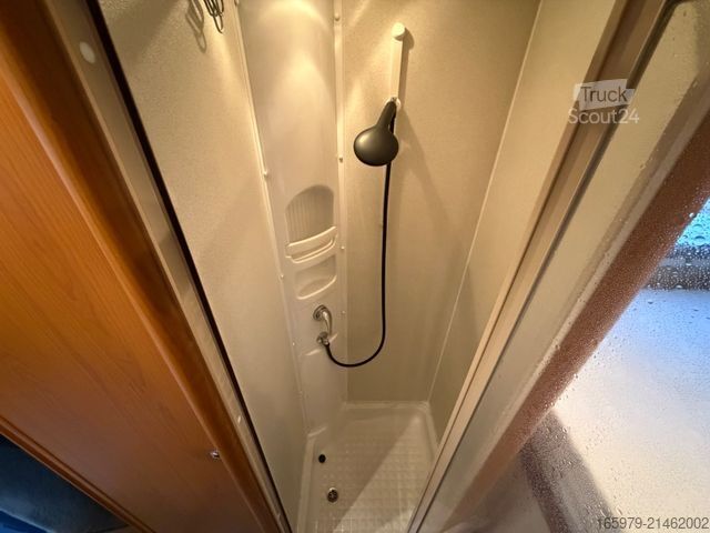 Integriertes Wohnmobil NIESMANN+BISCHOFF Flair 7100