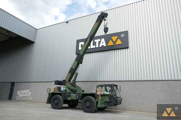 Kran für unwegsames Gelände Terex LRT110 Ex-Army