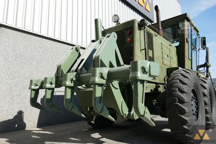Grader Caterpillar 130G Ex-army
