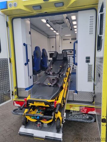 Reddingswagen Mercedes-Benz Sprinter Rettungswagen Fahrtec