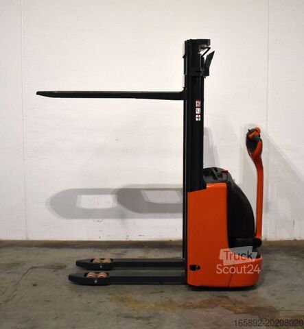 Handmatige stapelaar Linde L 12 1172