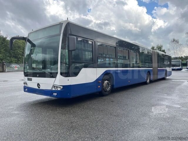 Autocarro articulado Mercedes-Benz Conecto