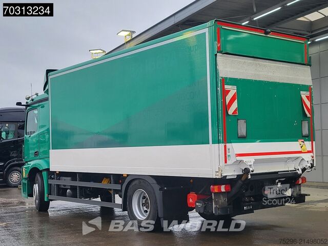 Bőrönd Mercedes Actros 1836 4X2 18tonner 2000kg Ladebordwand Fu...