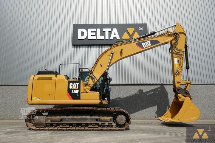 Tela-alustainen kaivinkone Caterpillar 320FL