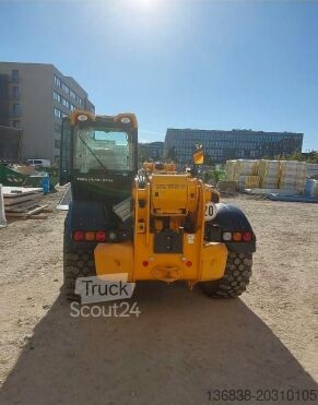 Empilhador de braço telescópico JCB 540-140