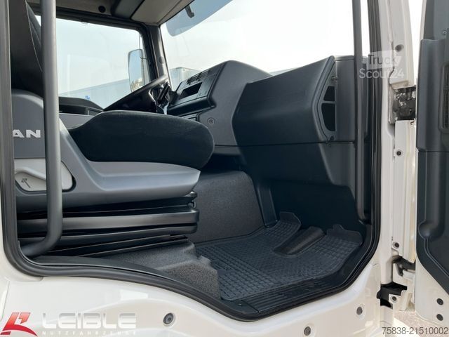 Camión de plataforma MAN TGM 18.340LL*Pritsche 7,8m*VollLuft*Euro 5EEV*