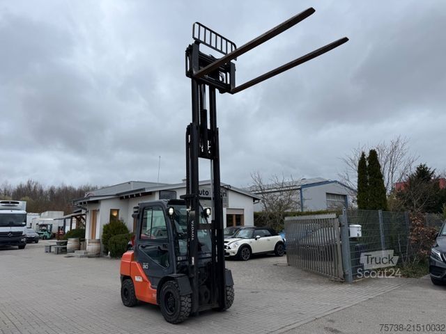 Front loader forklift TOYOTA Stapler 02-8FGF30/Kabine/GAS