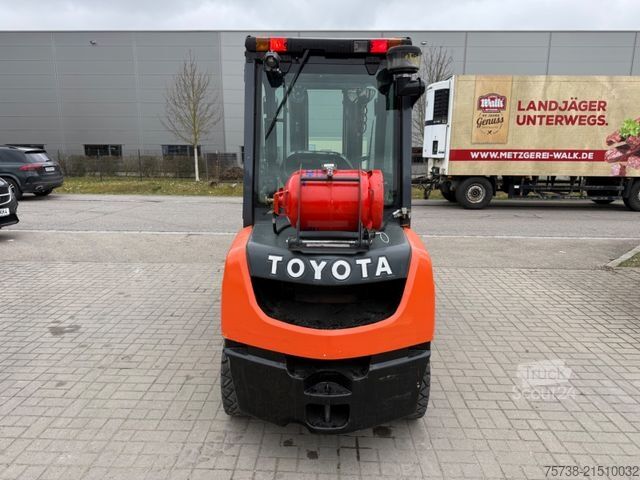 Front loader forklift TOYOTA Stapler 02-8FGF30/Kabine/GAS
