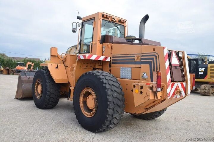 Cargador de ruedas Case 821B