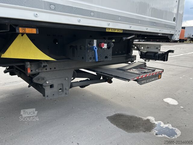 Koffer Krone Dry Liner / Box / Loadlift 2000 kg / Disk / NL ...