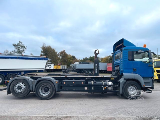 Крюковой мусоровоз MAN TGA 26.400/Ellermann HL 26.70 SK/Gelenkt/Lift
