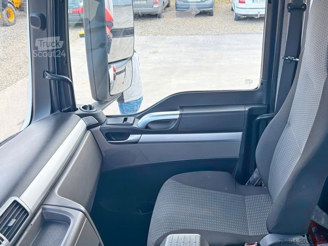 Кран-манипулятор на шасси грузовика MAN TGS 35.440 * PALFINGER PK 33002 EH +FUNK / 8x4