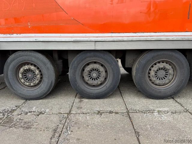 Koeloplegger CHEREAU Frigo Carier Vector 1850 3 axle 7CM Side H2.60