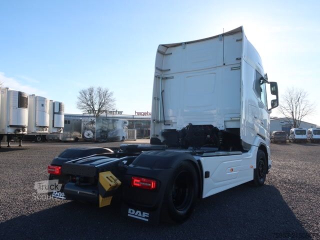 Standard SZM DAF XG+ 530 FT  Standklima Intarder LED