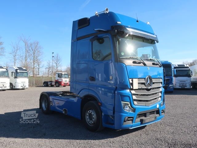 Standard SZM Mercedes Benz 1845 LS Gigaspace Vollspoiler Retarder